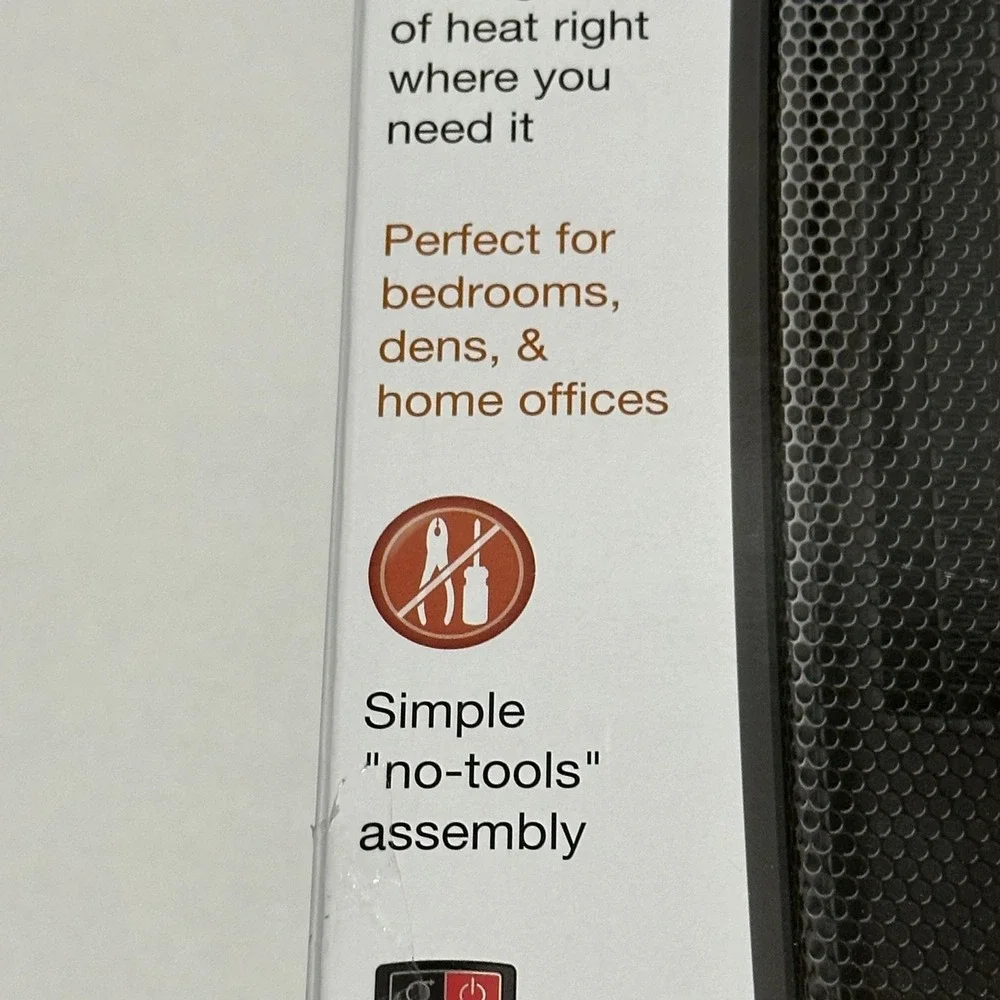LASKO WARM-A-ROOM CT20111 DIGITAL CERAMIC TOWER HEATER WITH REMOTE 1500W